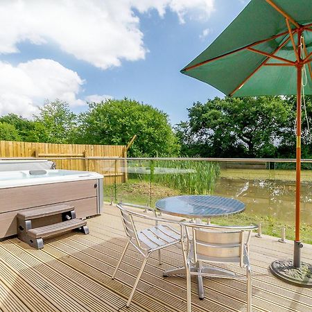 Oakwood Lodges Skipwith Exterior photo